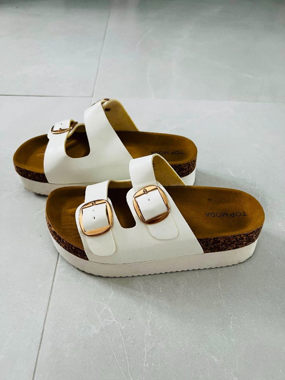 Top Moda White Platform Double Buckle Comfort Slide Sandals (Size 6)